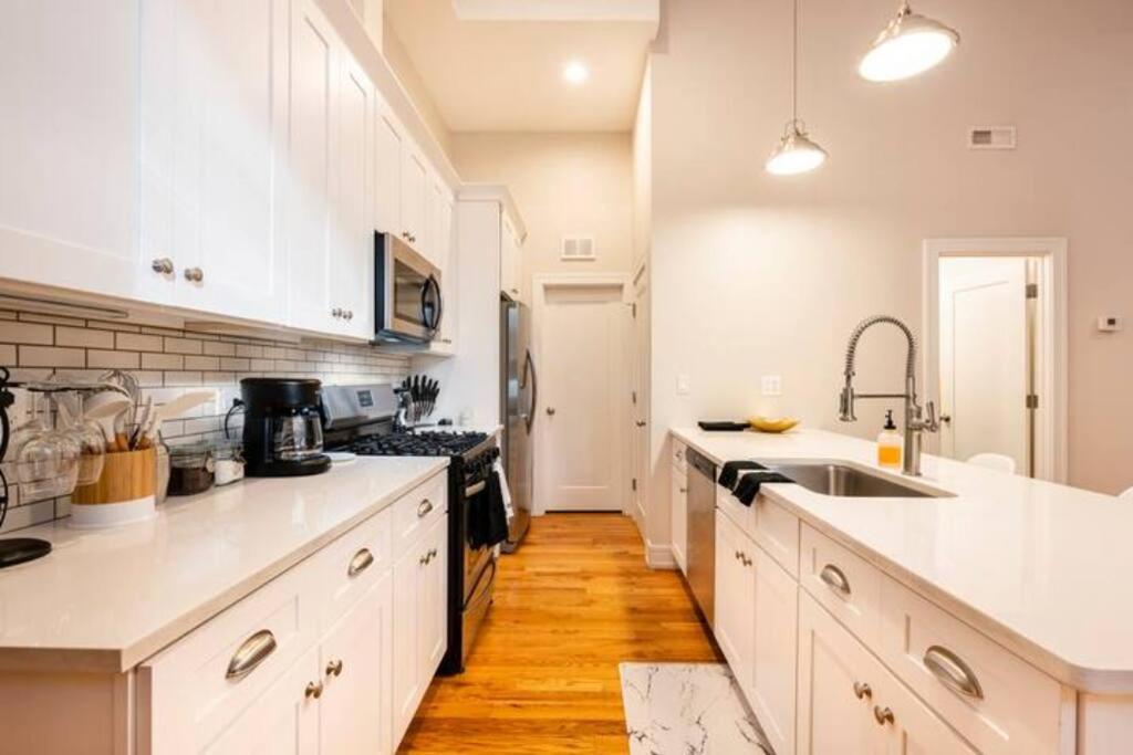 Luxurious Downtown 3 Bed 2 Bth Chicago Exterior photo