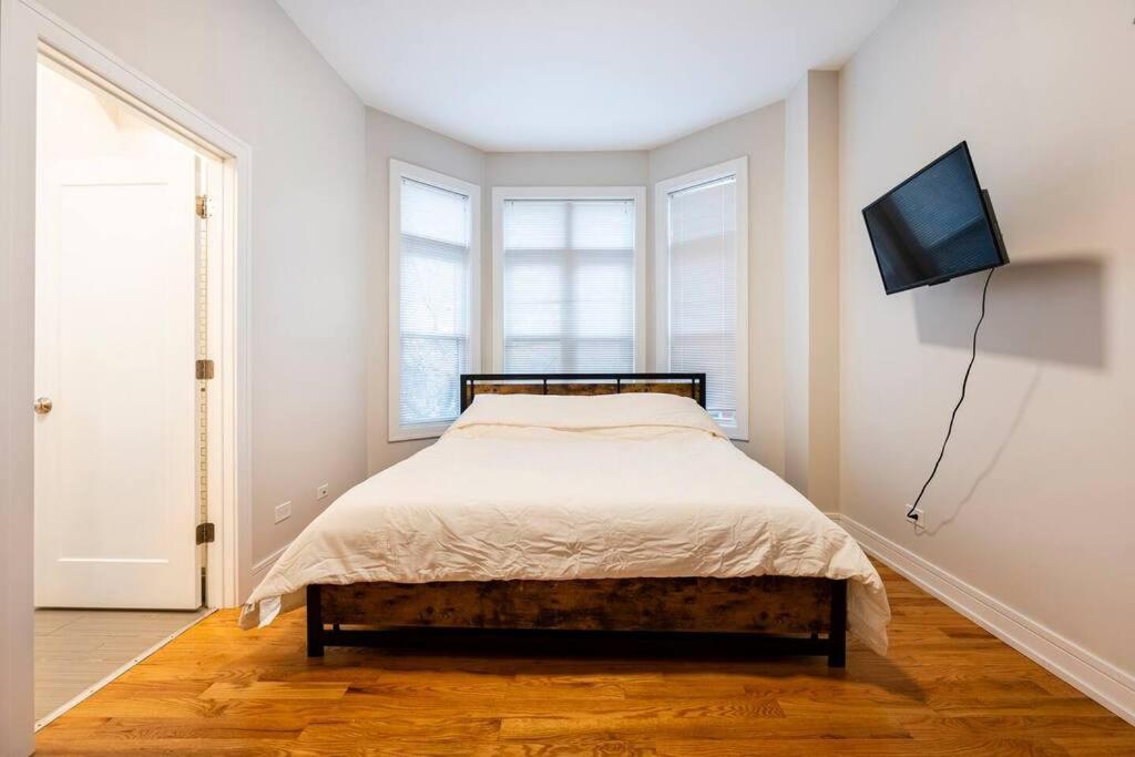 Luxurious Downtown 3 Bed 2 Bth Chicago Exterior photo