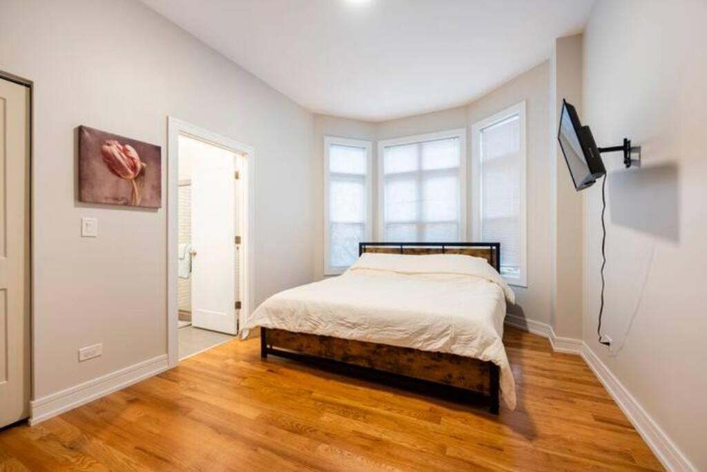 Luxurious Downtown 3 Bed 2 Bth Chicago Exterior photo