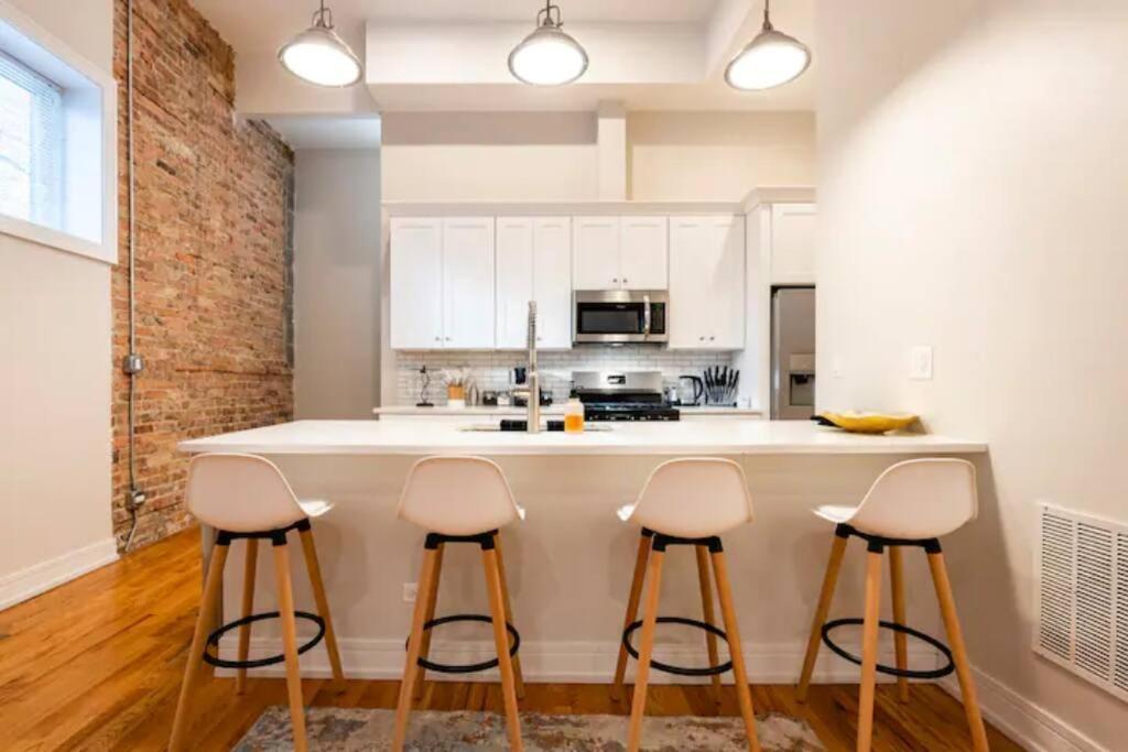 Luxurious Downtown 3 Bed 2 Bth Chicago Exterior photo