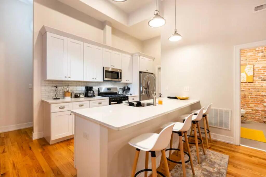 Luxurious Downtown 3 Bed 2 Bth Chicago Exterior photo