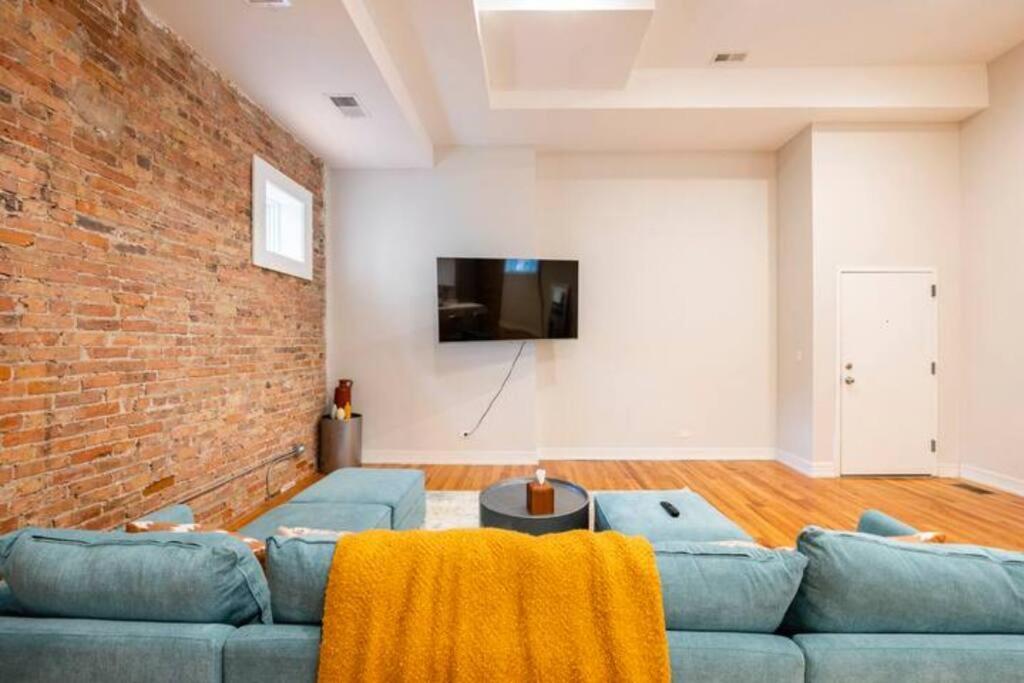 Luxurious Downtown 3 Bed 2 Bth Chicago Exterior photo